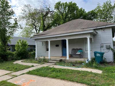 215 Maple Street, Denton TX 76201