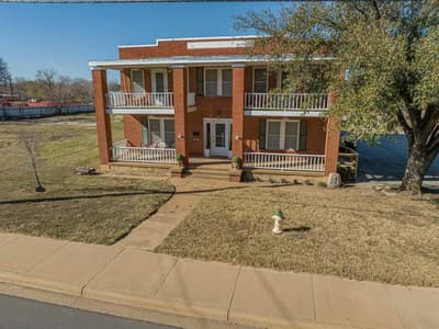 900 W West Walker, Breckenridge TX 76424