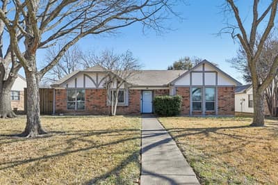 1318 Oak Run Drive, Duncanville TX 75137