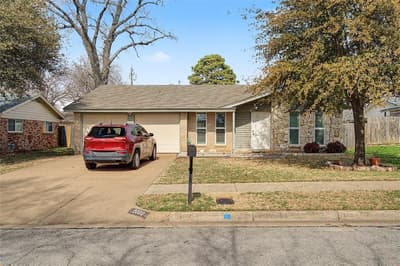 2009 Charleston Drive, Bedford TX 76022