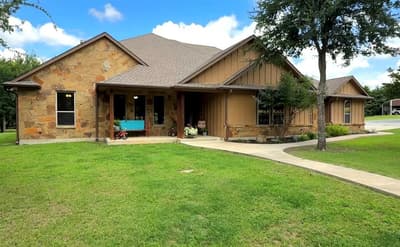 1011 Red Road, Howe TX 75459