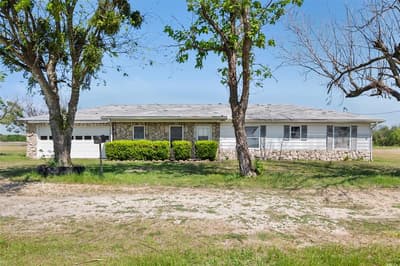 627 FM 633, Kerens TX 75144