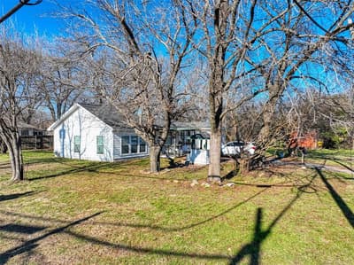 305 E Belt Line Road, Wilmer TX 75172
