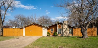1106 S Alexander Avenue, Duncanville TX 75137 - Photo 2