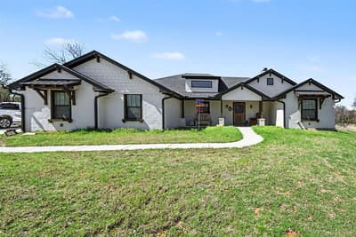 192 Grand Harbor Boulevard, Chico TX 76431