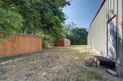 205 N Davis Street, Chico TX 76431