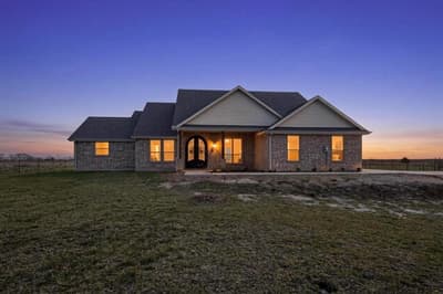 6721 County Road 1140, Leonard TX 75452
