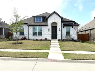 3747 Topeka Trail, Heartland TX 75114
