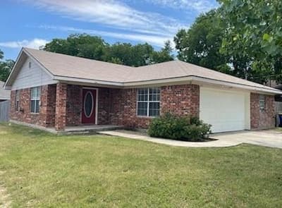 651 Meadow Park Drive, White Settlement TX 76108