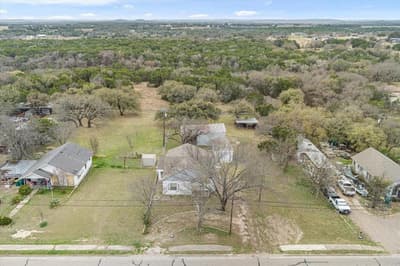 1118 W Main Street, Gatesville TX 76528
