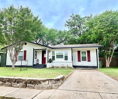 307 Terry Road, Hurst TX 76053