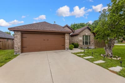 107 Virginia Drive, Palmer TX 75152