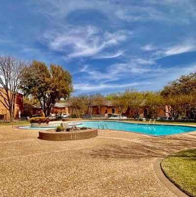 556 E Avenue J # B, Grand Prairie TX 75050