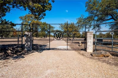 400 Indian Hills Road, Gatesville TX 76528