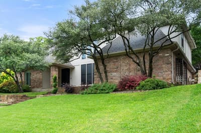 907 Loch Lomond Drive, Arlington TX 76012