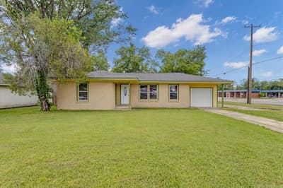 200 Victory Street, Bonham TX 75418