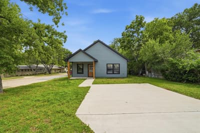 738 E Sears Street, Denison TX 75021