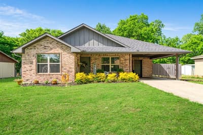 240 Elizabeth Lane, Blossom TX 75416