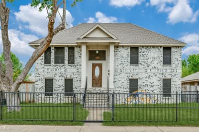 4912 Trinity Cross Court, Dallas TX 75236