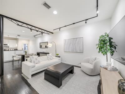 4242 Buena Vista Street # 21, Dallas TX 75205