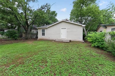 2805 Walker Street, Fort Worth TX 76105