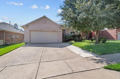 5813 Fathom Drive, Fort Worth TX 76135