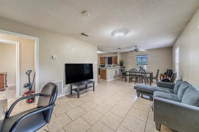 6039 Blunter Street, Dallas TX 75241 - Photo 2