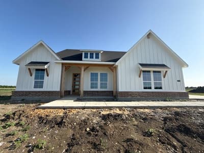 690 County Road 200, Valley View TX 76272