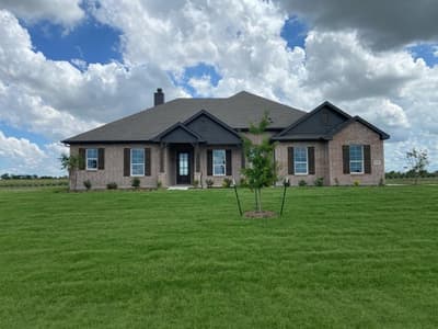 660 County Road 200, Valley View TX 76272