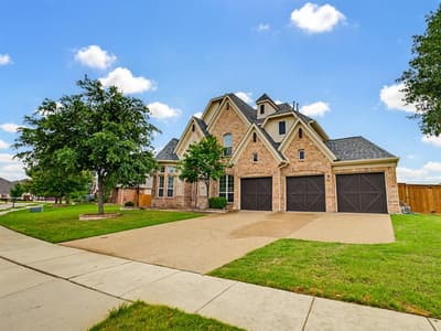7315 Vienta Point, Grand Prairie TX 75054