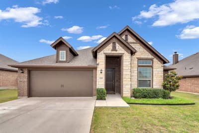 1418 Wagon Wheel Way, Krum TX 76249