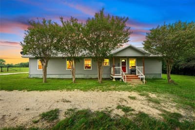 125 Private Road 245, Hillsboro TX 76645