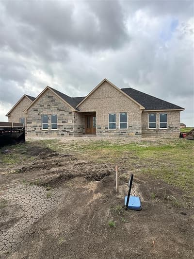 215 Regina Street, Celeste TX 75452
