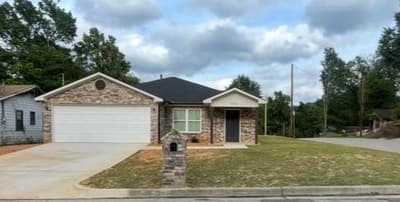 926 S Academy Avenue, Tyler TX 75701