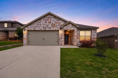 116 Bandana Circle, Newark TX 76071
