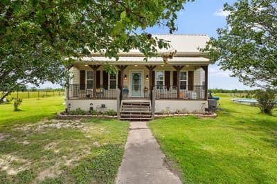 404 Fm 1566 W, Wolfe City TX 75496