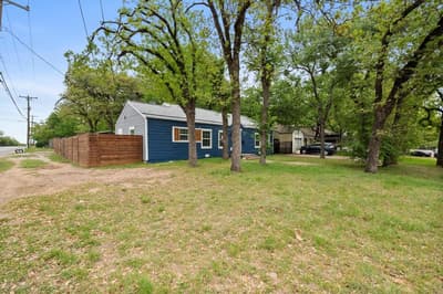 2020 Bluebonnet Drive, Fort Worth TX 76111