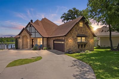 1211 Kiowa Drive W, Lake Kiowa TX 76240