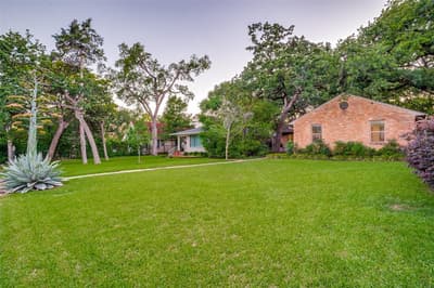 1513 Cedar Hill Avenue, Dallas TX 75208 - Photo 2