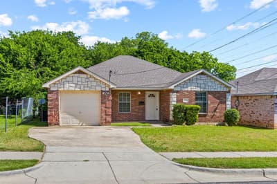 2206 Spikes Street, Grand Prairie TX 75051