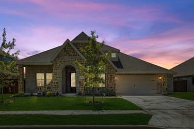 402 Laurel Lane, Glenn Heights TX 75154