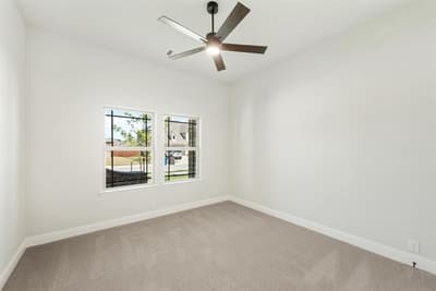 402 Laurel Lane, Glenn Heights TX 75154 - Photo 5