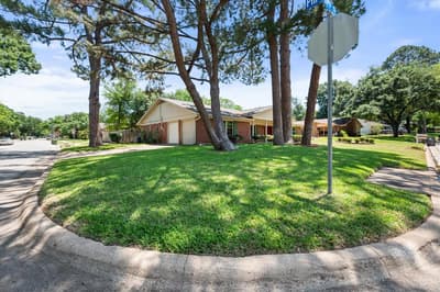 815 Vail Drive, Arlington TX 76012
