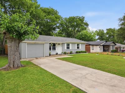 2219 Loyce Drive, Mesquite TX 75149 - Photo 2