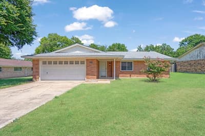 309 Pecan Street, Howe TX 75459