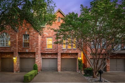 4133 Towne Green Circle, Addison TX 75001