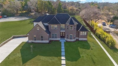 702 Linkcrest Drive, Duncanville TX 75137