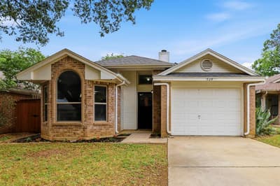 1729 Woodhall Way, Fort Worth TX 76134