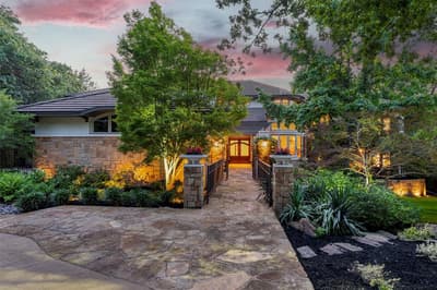 2702 Mark Twain Court, Arlington TX 76006