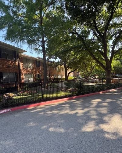 3016 Mahanna Springs Drive # C, Dallas TX 75235